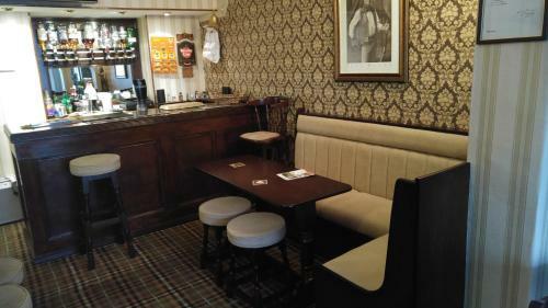 Hostal The Westbourne Guest House