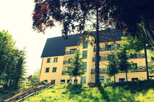 Hostal Sadyba Spa