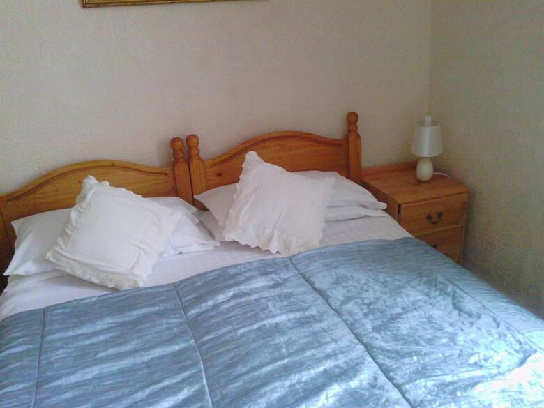 Hostal The Firs Guest House