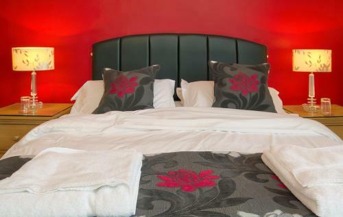 Hostal Four Seasons Guest House