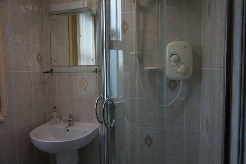 Hostal The Denes
