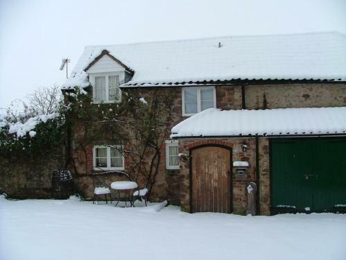 Hostal The Old House Cottages