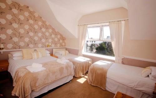 Hostal Warwick House