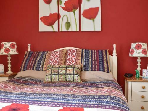 Poppy Cottage