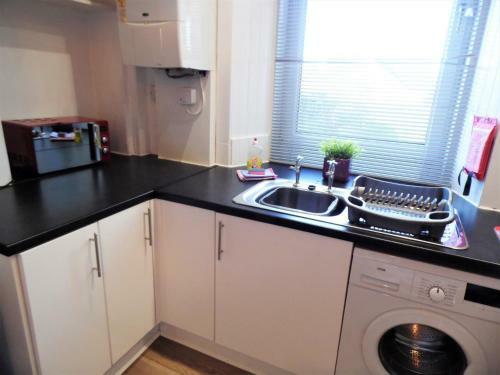 Signature - Cross View Apartment