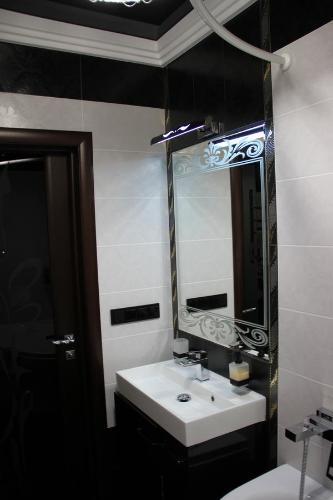 Apartment Marshala Bagramyana 14