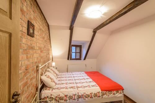 Hostal Casa Porumbacu 295