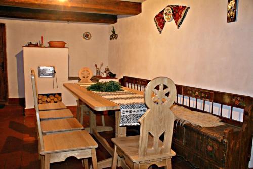 Hostal Casa Porumbacu 295