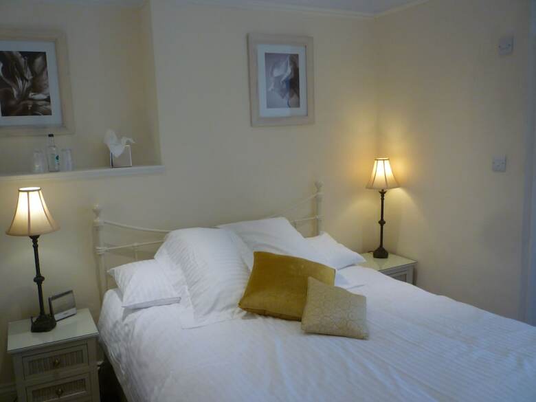 Hostal Linden House