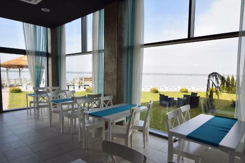 Hotel Lago Mamaia
