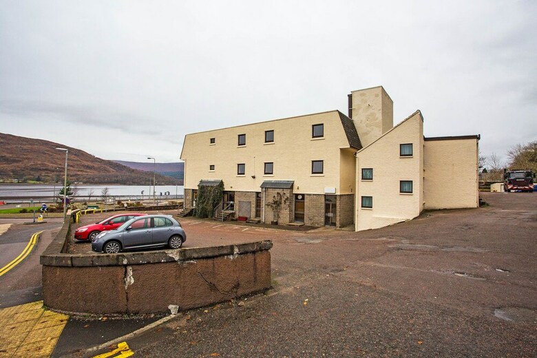 Muthu Fort William Hotel