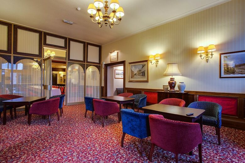Muthu Fort William Hotel