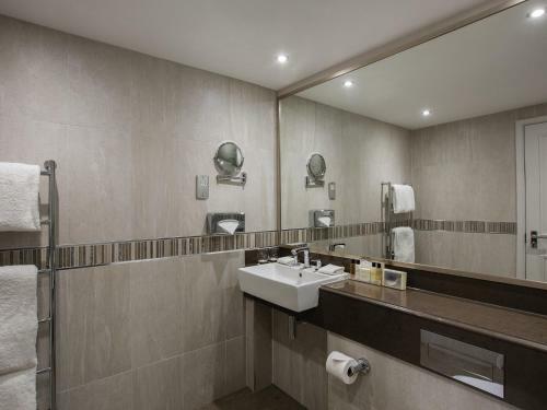 L?horizon Beach Hotel & Spa