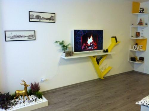 The Kiss Apartment