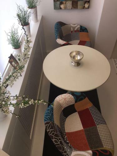 The Kiss Apartment