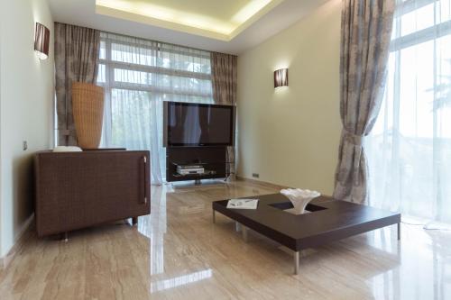 Villa Royal Hills On Mamayka