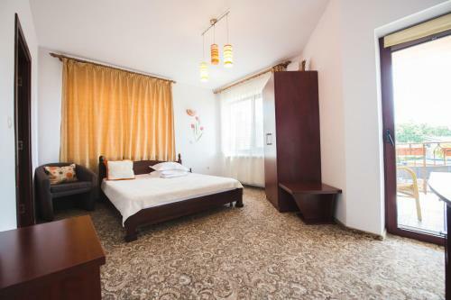 Hostal Pensiunea Casa Cu Flori