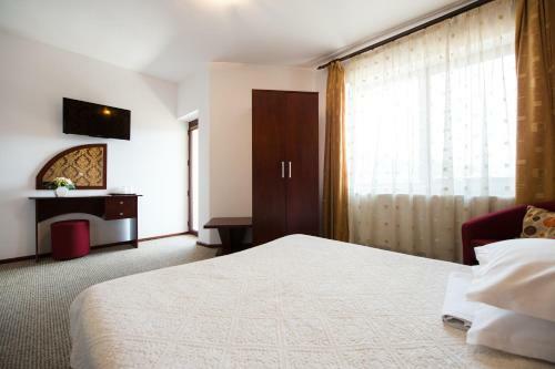 Hostal Pensiunea Casa Cu Flori