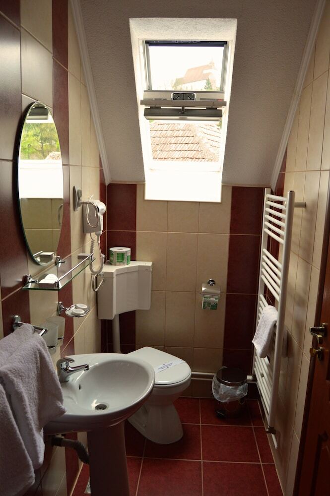 Hostal Venesis House