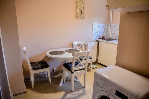 Park Apartment