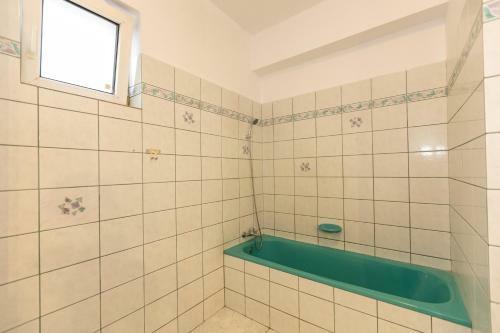 Bed & Breakfast Pensiune Hora