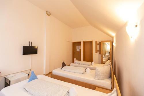 Bed & Breakfast Pensiune Hora