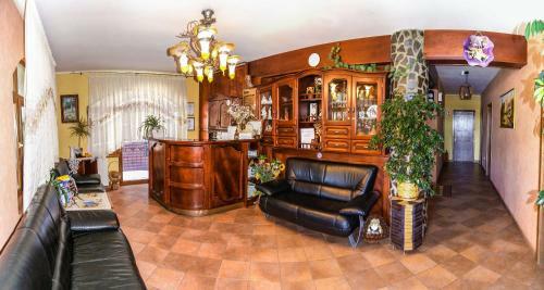Hostal Pension Crocus