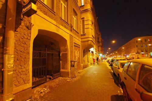 Hostal Fligel Na Zhukovskogo
