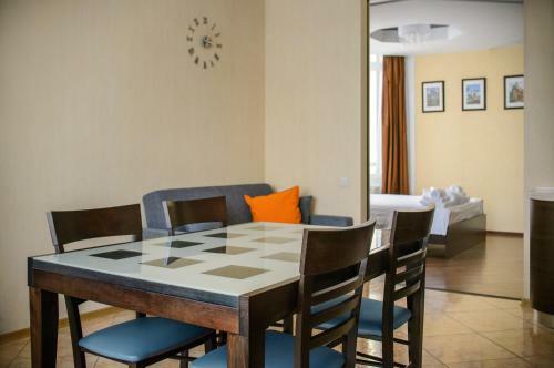 Apartament Ahotels On Oktyabrskaya