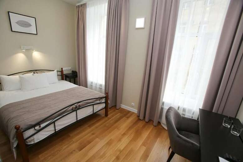 Prestige Hotel Center