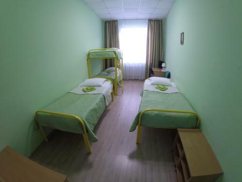 Bolshoy Ural Na Malysheva Hotel