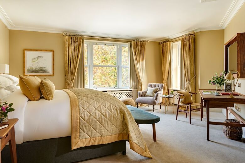 Hotel Sheen Falls Lodge