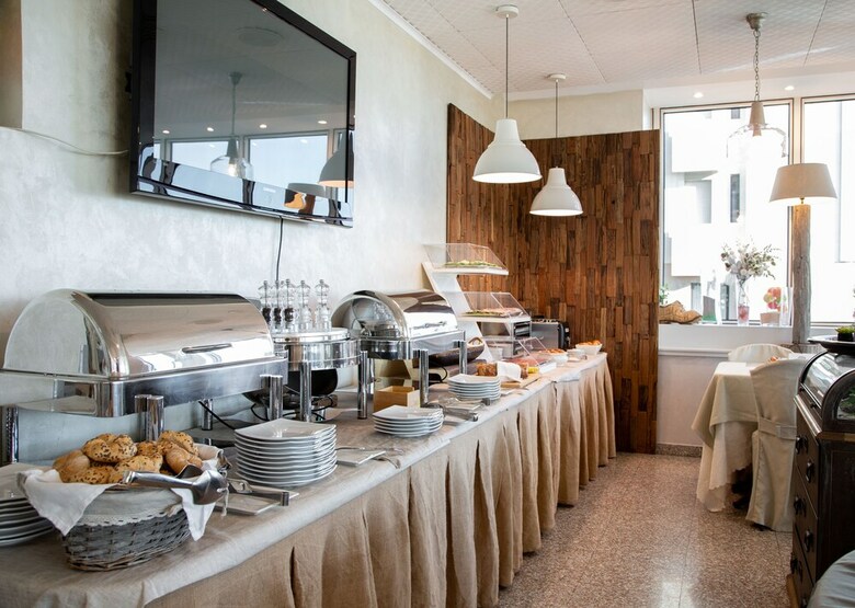 Best Western Maison B Hotel