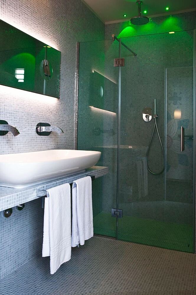 Best Western Maison B Hotel