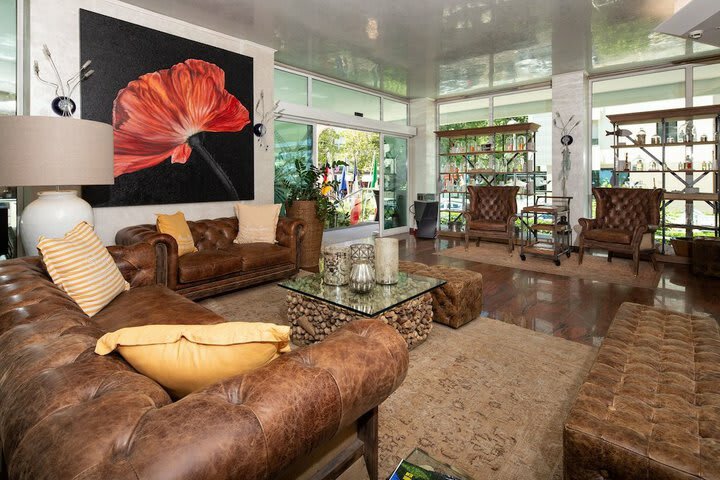 Best Western Maison B Hotel