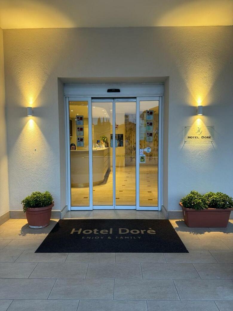 Hotel Dor�