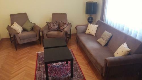Traveler's Premium Apartment