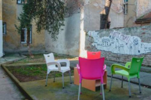 Hostel White Town