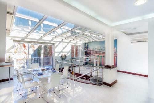 Hostal Central Park Residence