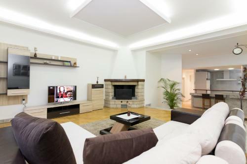 Hostal Central Park Residence