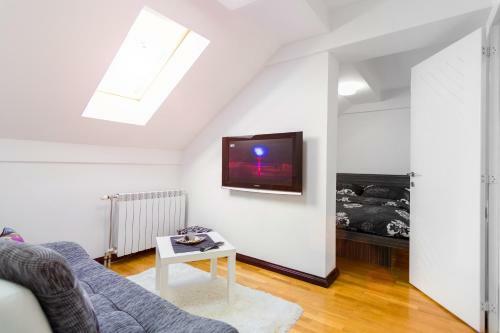 Hostal Central Park Residence