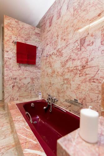 Hostal Central Park Residence
