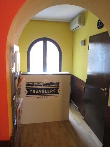 Traveler's Hostel & Apartments