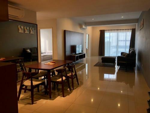 Apartamento The Wharf Condominium Miri