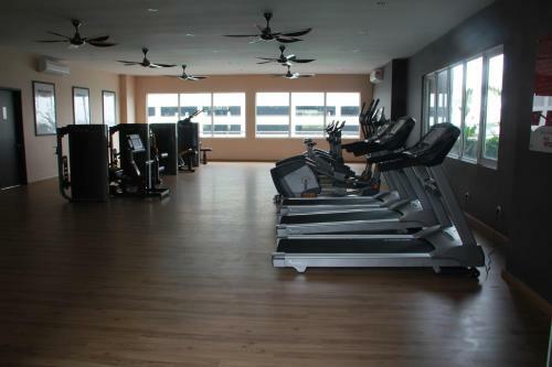 Apartamento The Wharf Condominium Miri