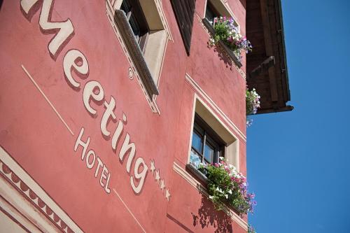 Hotel Meeting