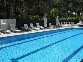 Hotel Sahara