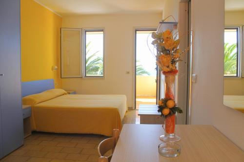 Hotel Baia Calav�