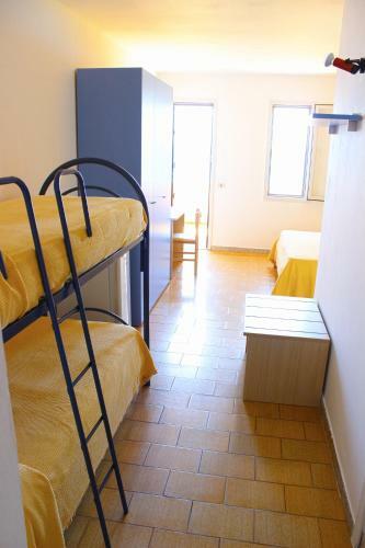 Hotel Baia Calav�