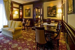 Hotel Grand Dino